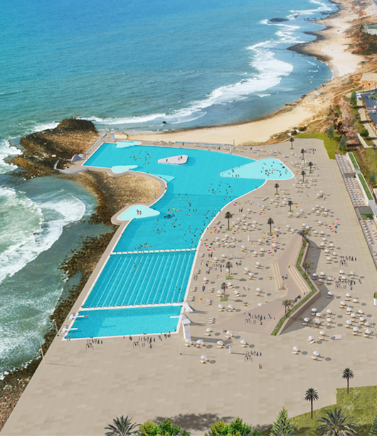 Corniche et grande piscine de la ville de Rabat